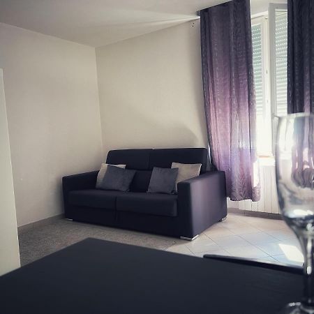 Superbe Studio Apartment Saint-Andre-de-Cubzac Exterior photo